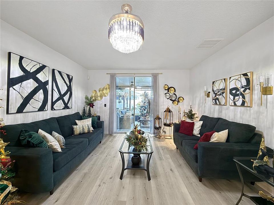 待售: $315,000 (3 贝兹, 2 浴室, 1576 平方英尺)