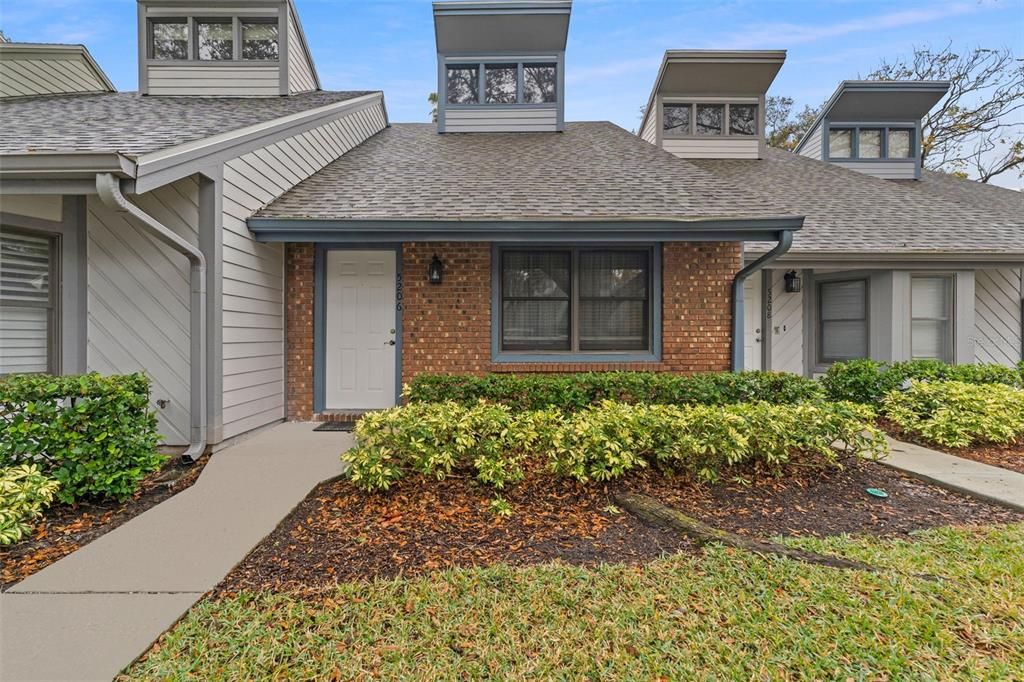 出租: $1,650 (2 贝兹, 2 浴室, 1159 平方英尺)