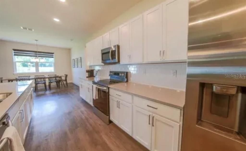 For Sale: $529,000 (5 beds, 3 baths, 2306 Square Feet)