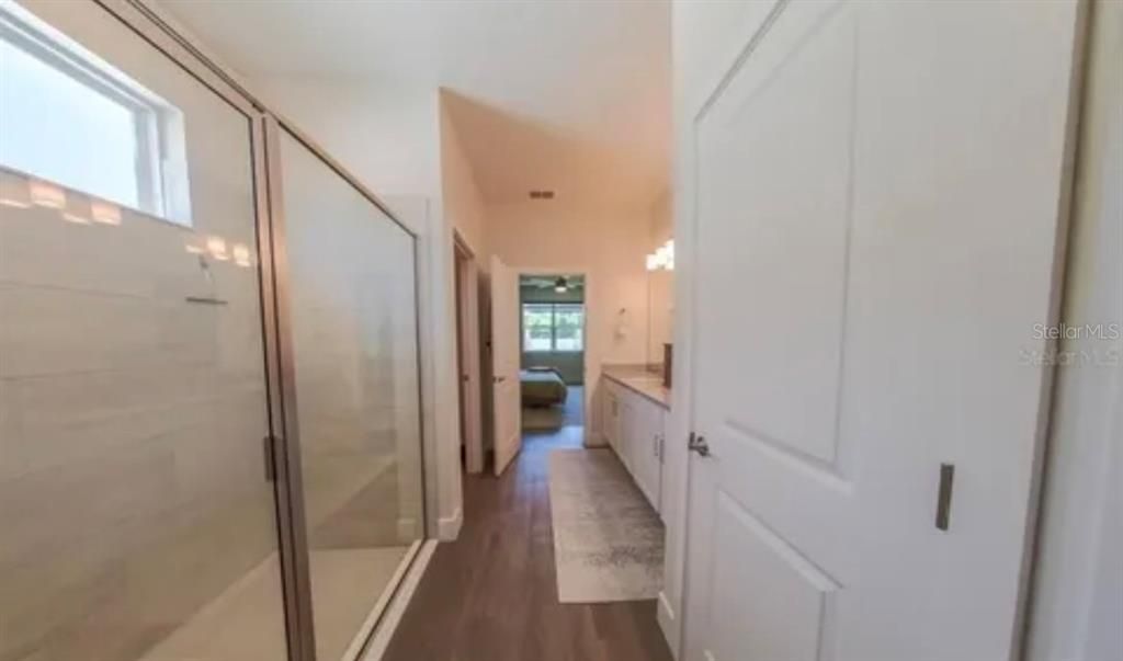 For Sale: $529,000 (5 beds, 3 baths, 2306 Square Feet)