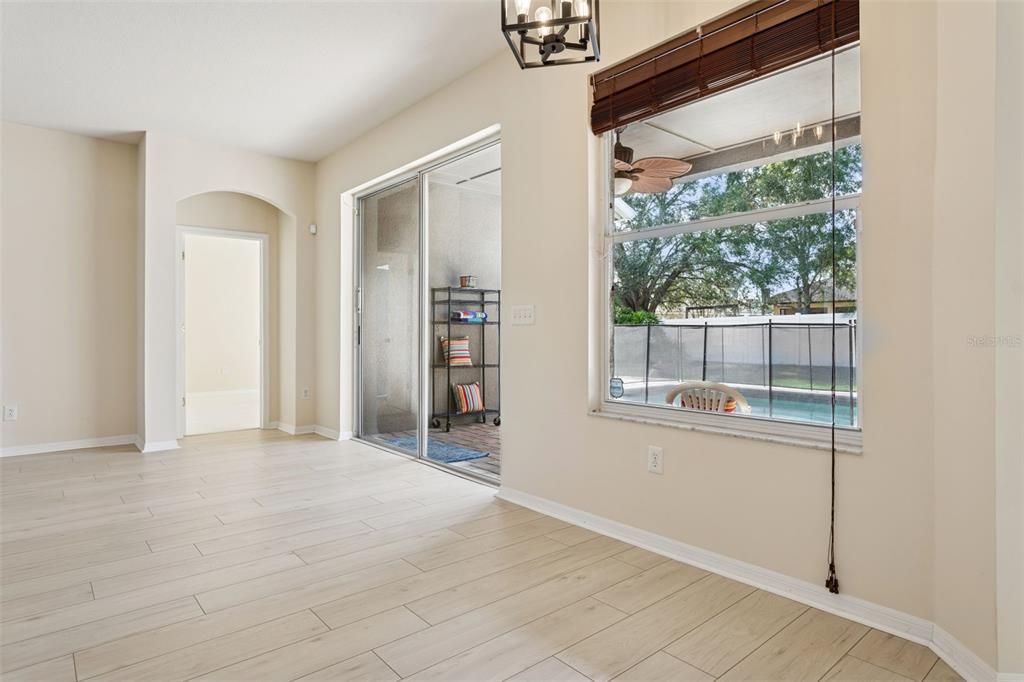 En Venta: $519,900 (3 camas, 2 baños, 2129 Pies cuadrados)