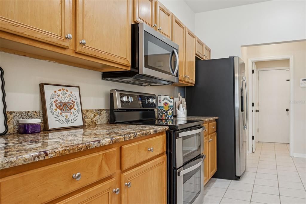 En Venta: $519,900 (3 camas, 2 baños, 2129 Pies cuadrados)