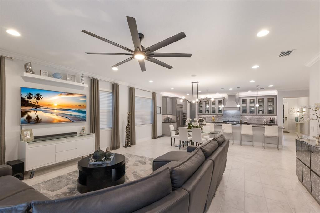 待售: $950,000 (3 贝兹, 2 浴室, 2298 平方英尺)