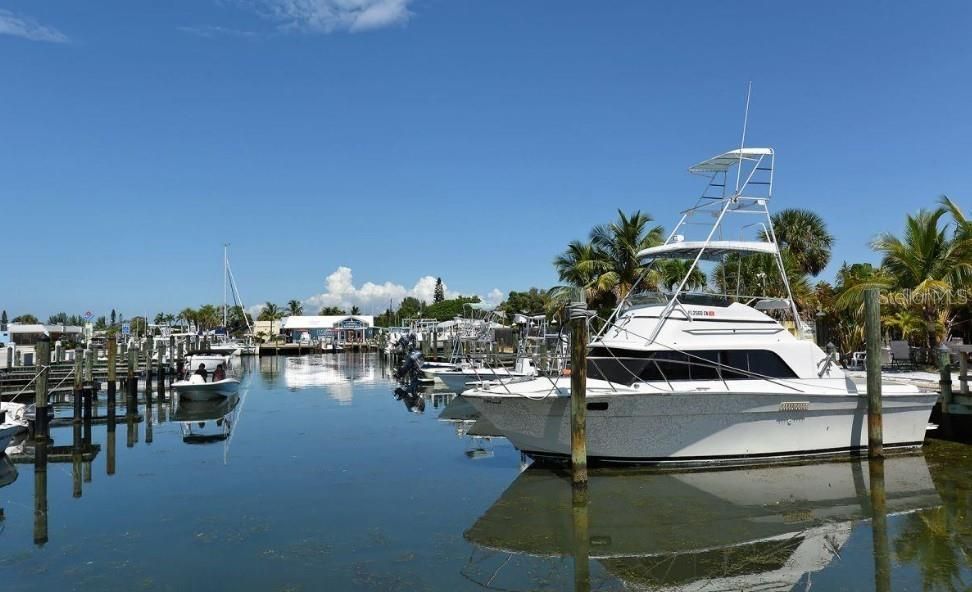 待售: $950,000 (3 贝兹, 2 浴室, 2298 平方英尺)