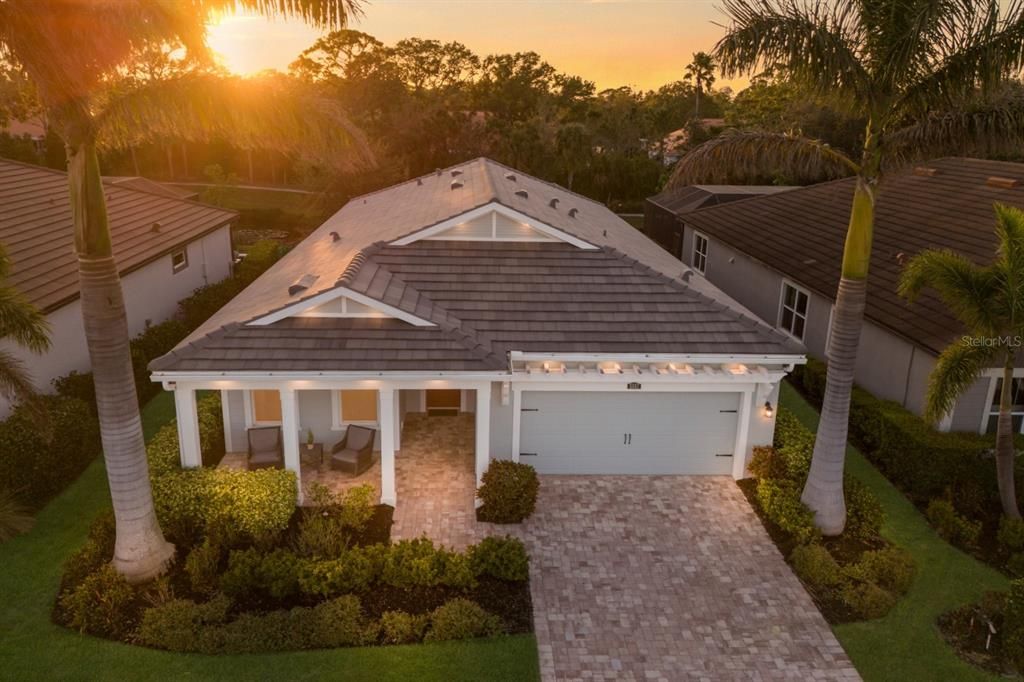 待售: $950,000 (3 贝兹, 2 浴室, 2298 平方英尺)