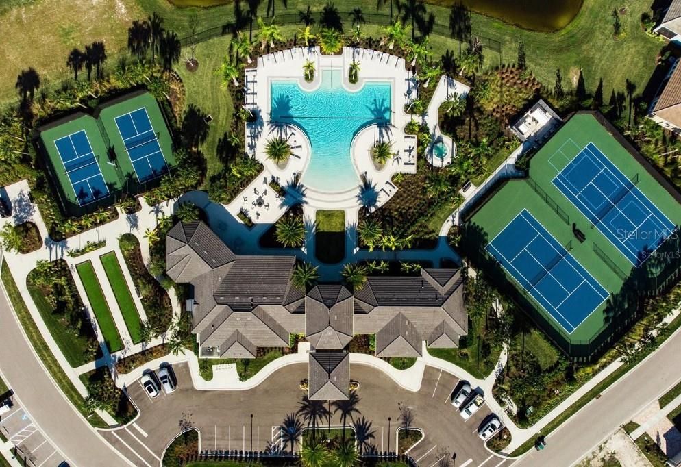 待售: $950,000 (3 贝兹, 2 浴室, 2298 平方英尺)