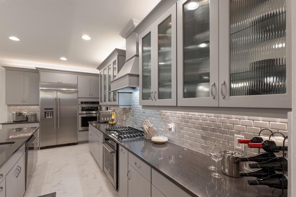 待售: $950,000 (3 贝兹, 2 浴室, 2298 平方英尺)