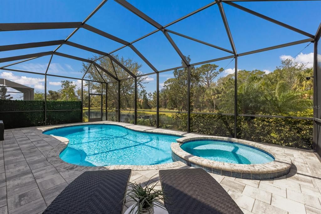 待售: $950,000 (3 贝兹, 2 浴室, 2298 平方英尺)