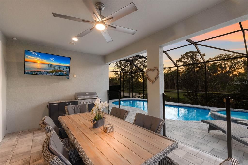 待售: $950,000 (3 贝兹, 2 浴室, 2298 平方英尺)