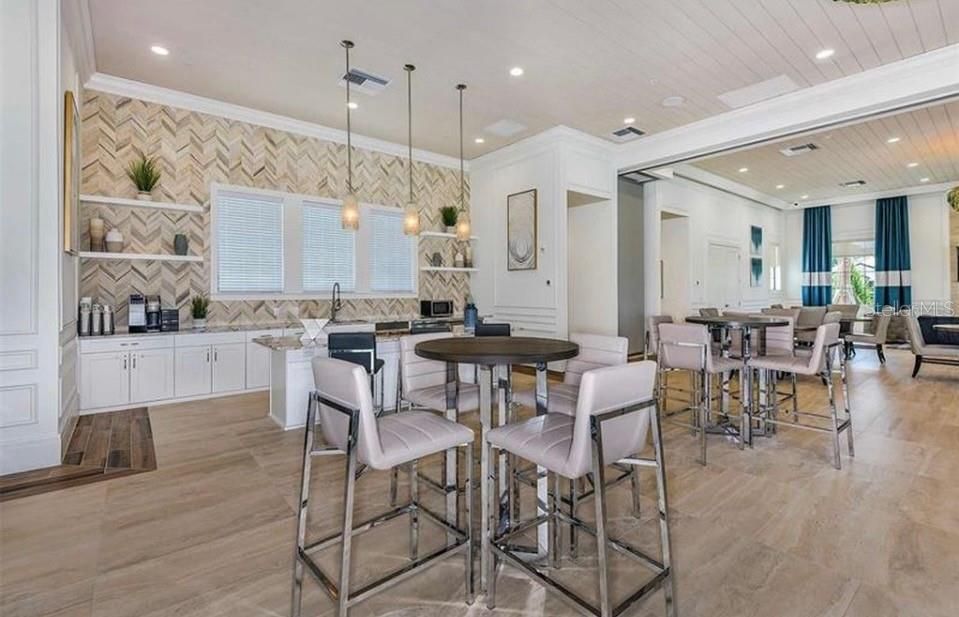 待售: $950,000 (3 贝兹, 2 浴室, 2298 平方英尺)