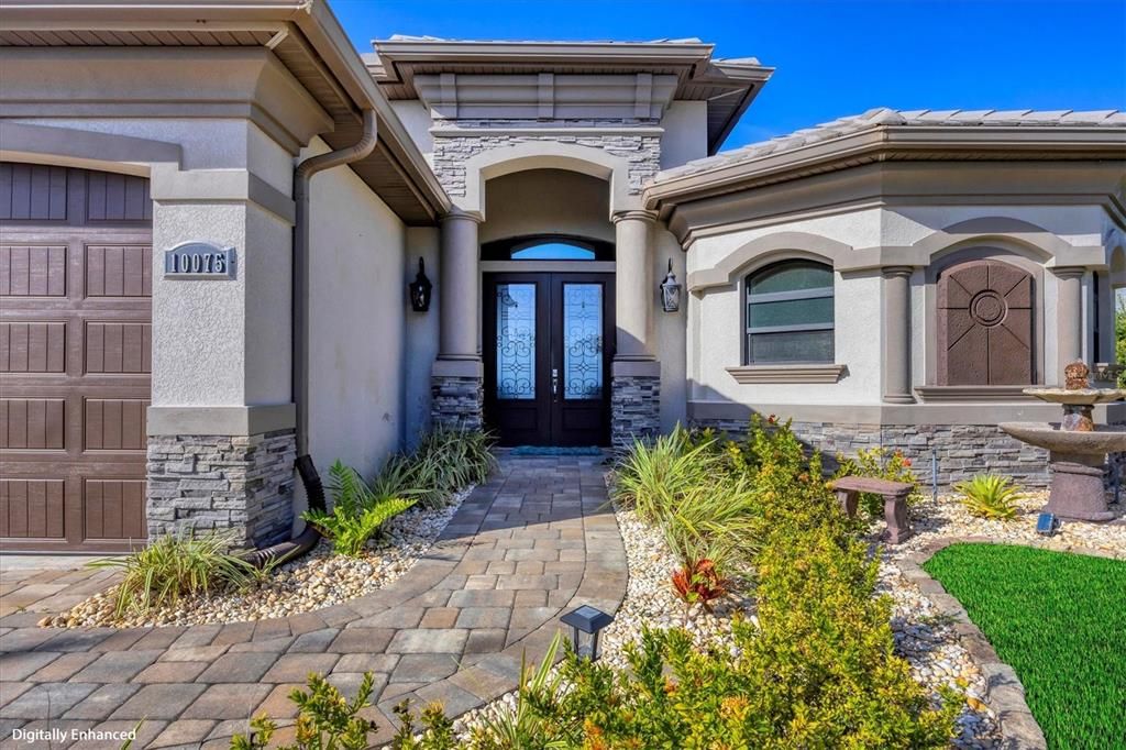 待售: $845,000 (3 贝兹, 2 浴室, 2025 平方英尺)