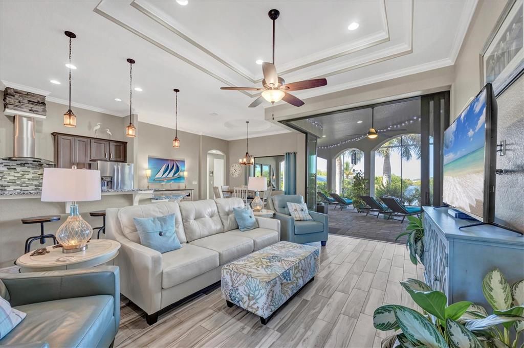 待售: $845,000 (3 贝兹, 2 浴室, 2025 平方英尺)