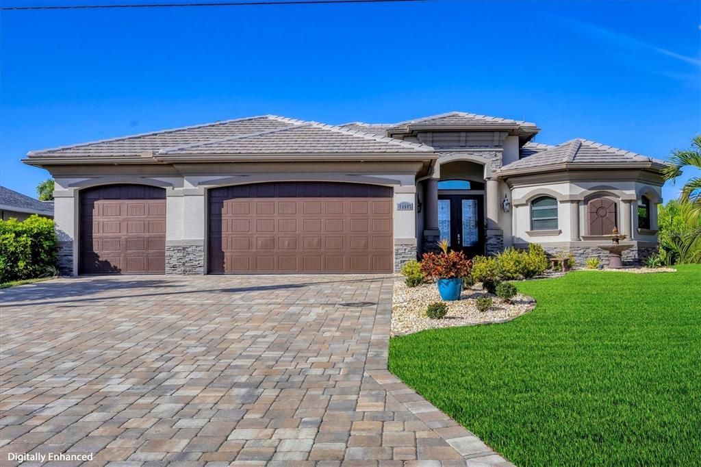 待售: $845,000 (3 贝兹, 2 浴室, 2025 平方英尺)