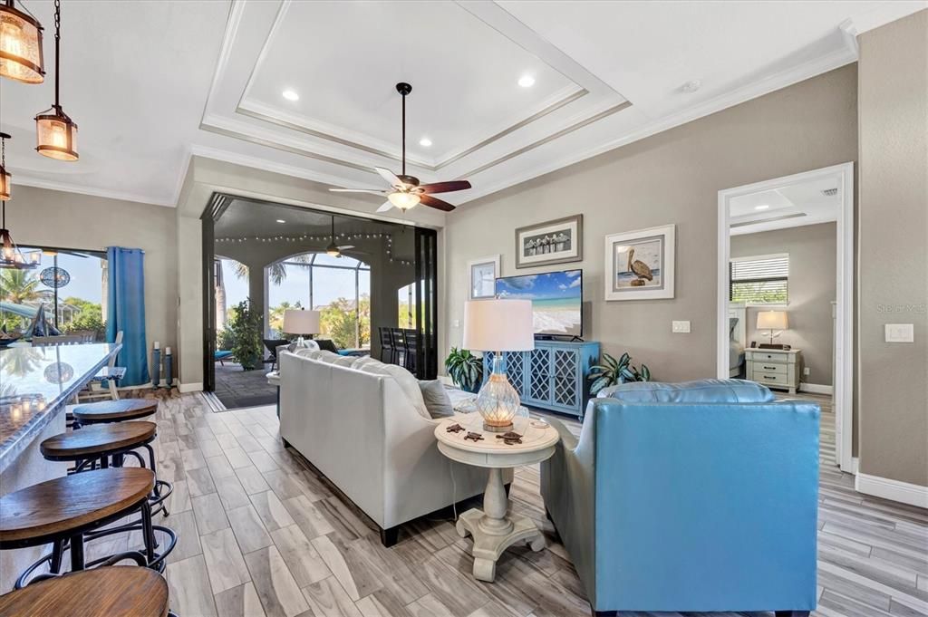 待售: $845,000 (3 贝兹, 2 浴室, 2025 平方英尺)