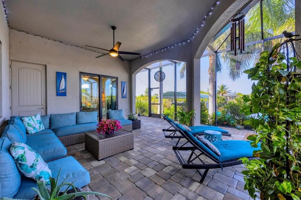 待售: $845,000 (3 贝兹, 2 浴室, 2025 平方英尺)