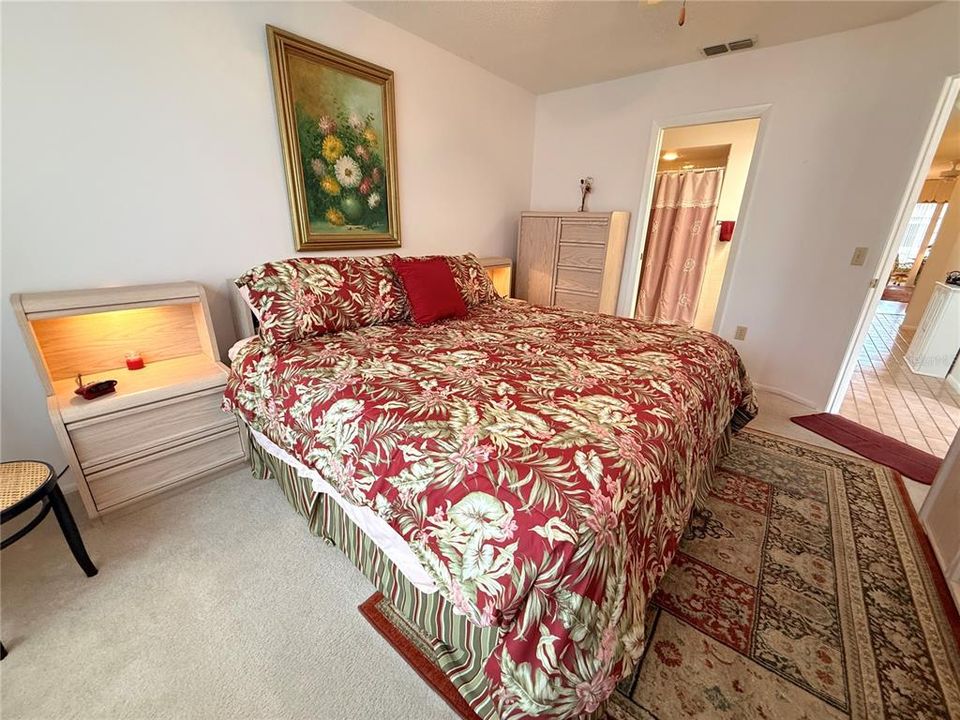 待售: $195,000 (2 贝兹, 2 浴室, 1395 平方英尺)