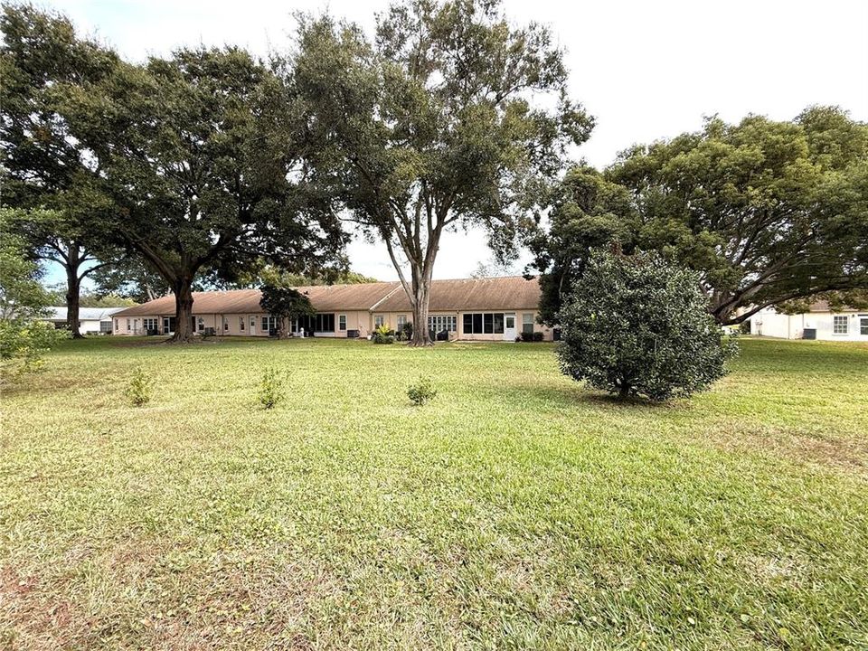 待售: $195,000 (2 贝兹, 2 浴室, 1395 平方英尺)