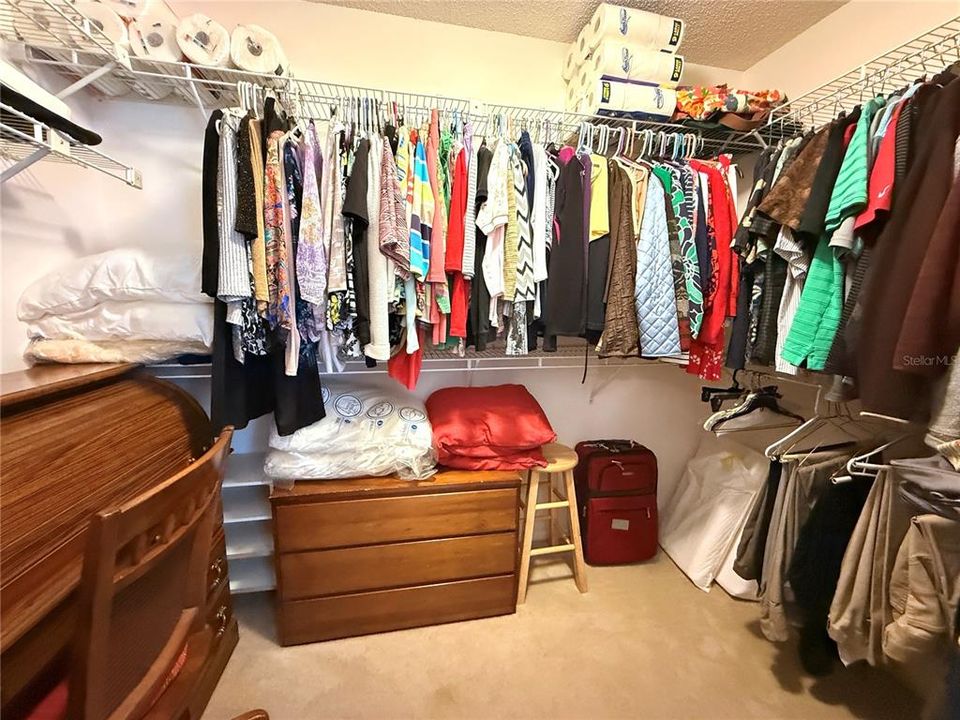 待售: $195,000 (2 贝兹, 2 浴室, 1395 平方英尺)