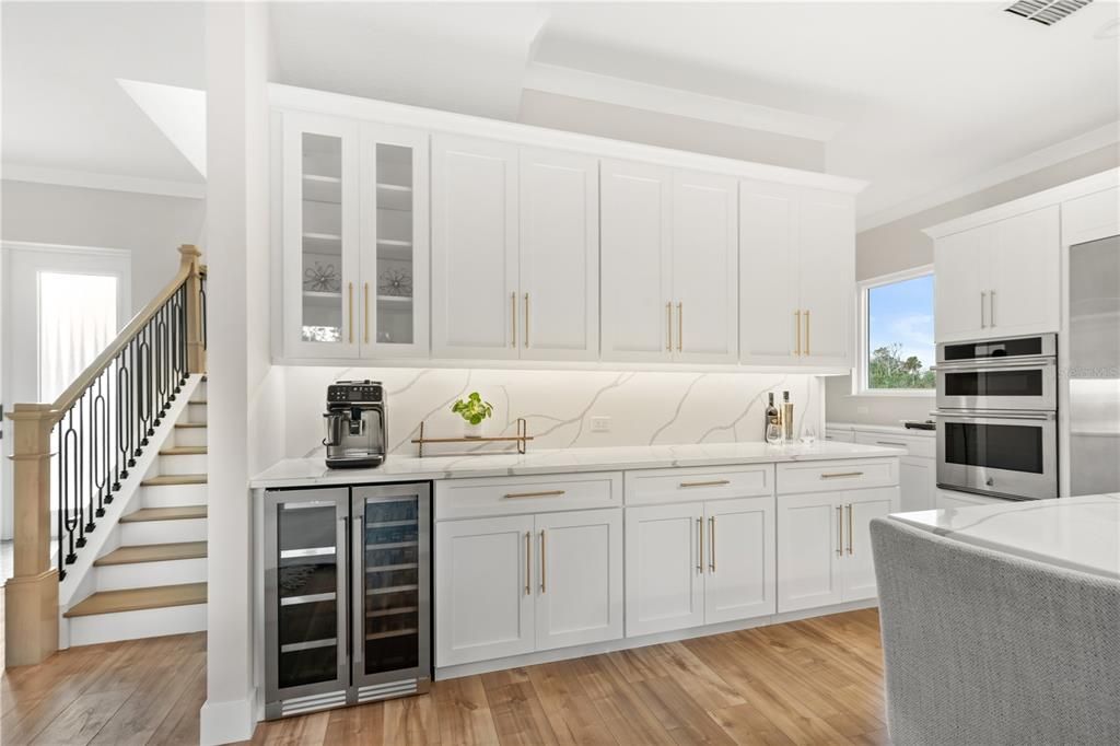 En Venta: $1,350,000 (3 camas, 3 baños, 2673 Pies cuadrados)