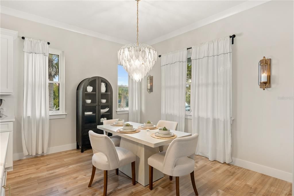 En Venta: $1,350,000 (3 camas, 3 baños, 2673 Pies cuadrados)