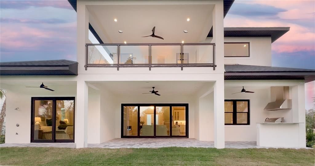 En Venta: $1,350,000 (3 camas, 3 baños, 2673 Pies cuadrados)