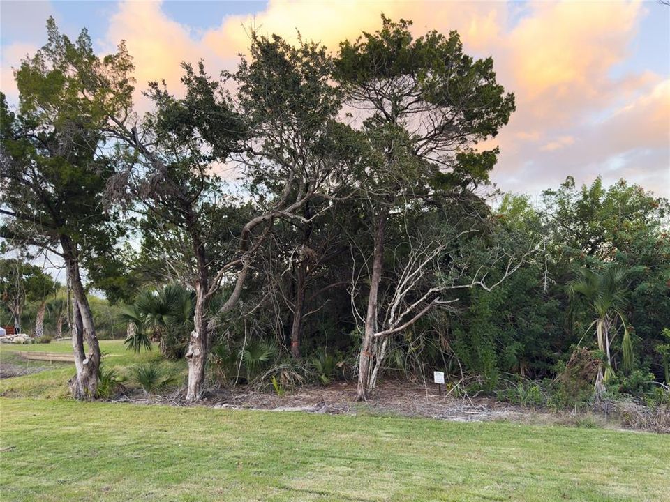 En Venta: $1,350,000 (3 camas, 3 baños, 2673 Pies cuadrados)