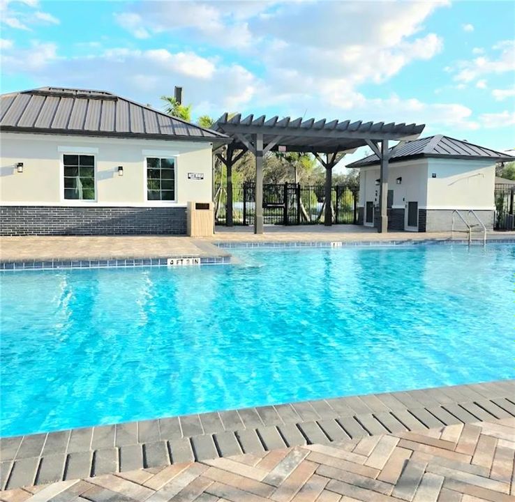 待售: $330,000 (3 贝兹, 2 浴室, 1540 平方英尺)