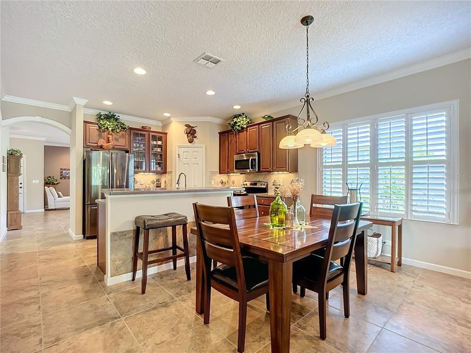 待售: $489,900 (3 贝兹, 2 浴室, 2074 平方英尺)