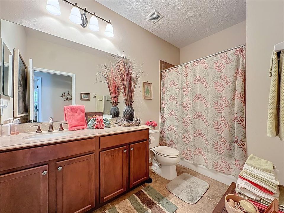 待售: $489,900 (3 贝兹, 2 浴室, 2074 平方英尺)