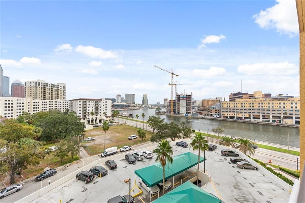 En Venta: $625,000 (2 camas, 2 baños, 1170 Pies cuadrados)