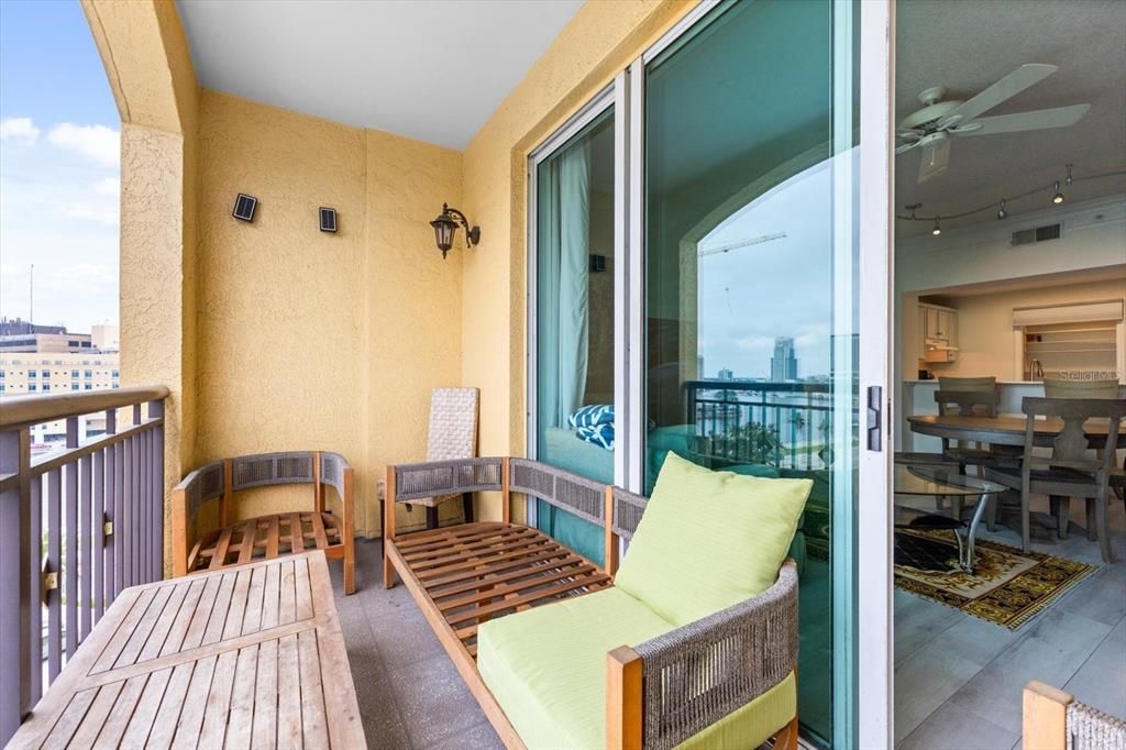 En Venta: $625,000 (2 camas, 2 baños, 1170 Pies cuadrados)