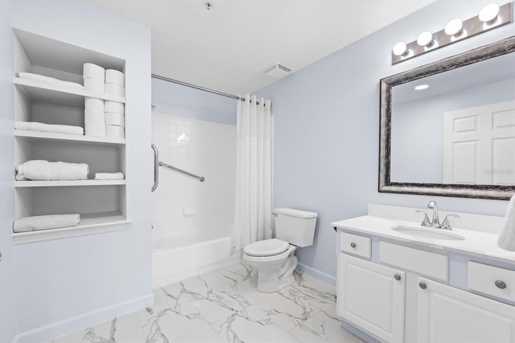 En Venta: $625,000 (2 camas, 2 baños, 1170 Pies cuadrados)