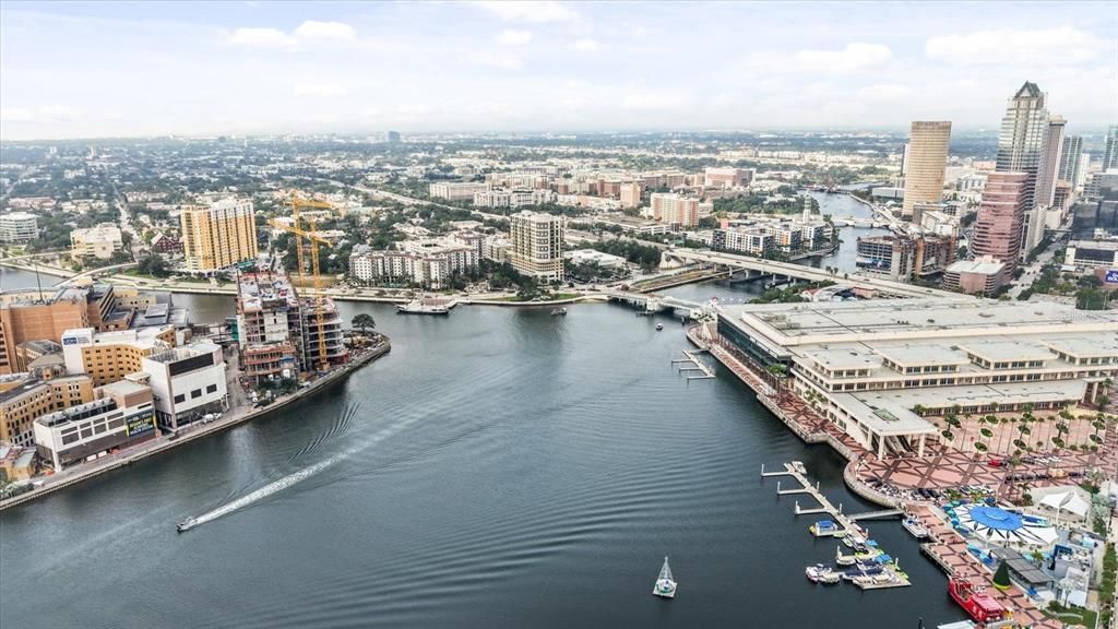 En Venta: $625,000 (2 camas, 2 baños, 1170 Pies cuadrados)