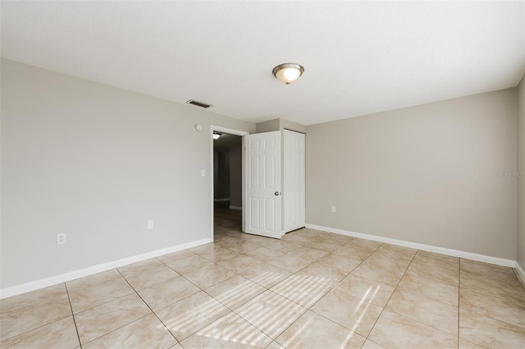 For Sale: $299,000 (3 beds, 2 baths, 1374 Square Feet)