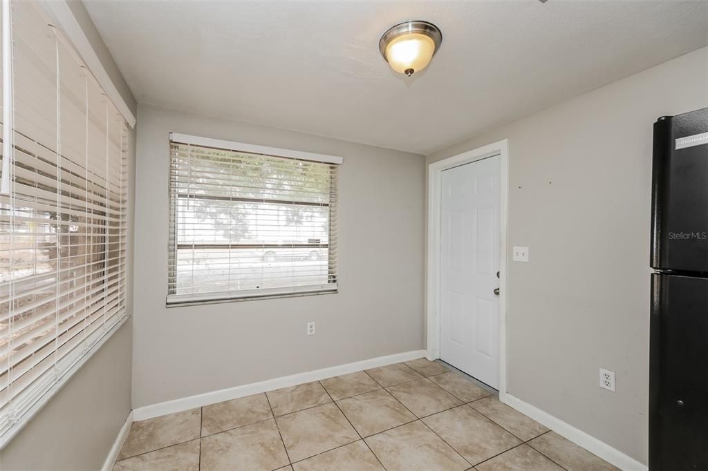 For Sale: $299,000 (3 beds, 2 baths, 1374 Square Feet)