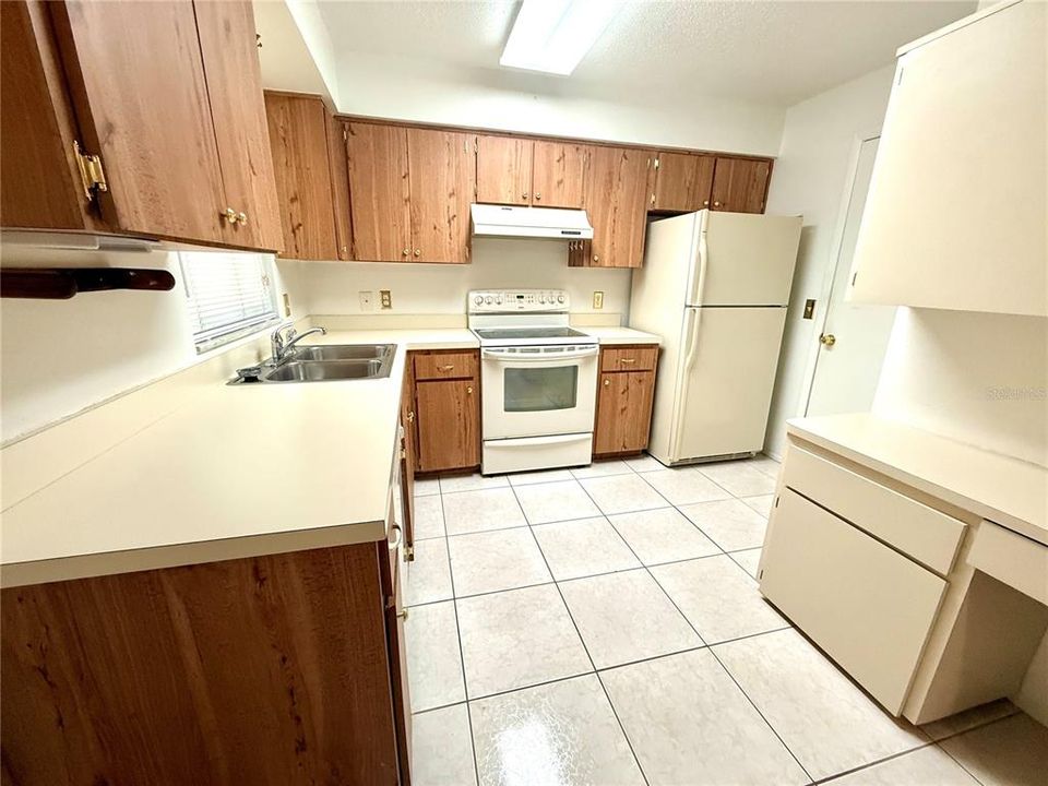 En Venta: $185,000 (2 camas, 2 baños, 972 Pies cuadrados)