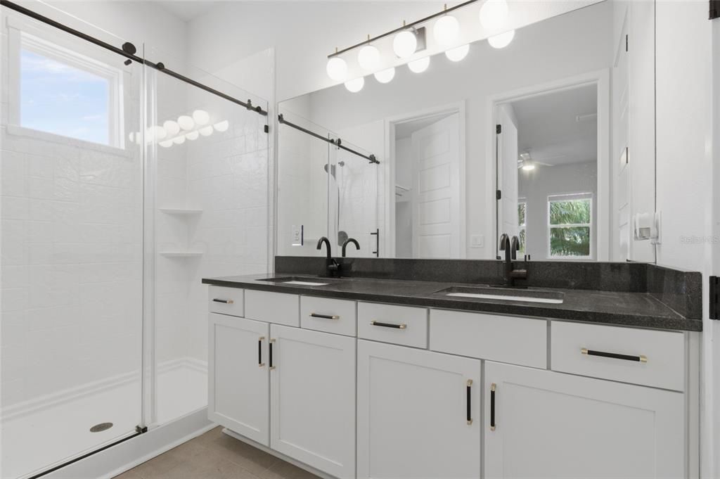 出租: $2,800 (3 贝兹, 2 浴室, 1946 平方英尺)