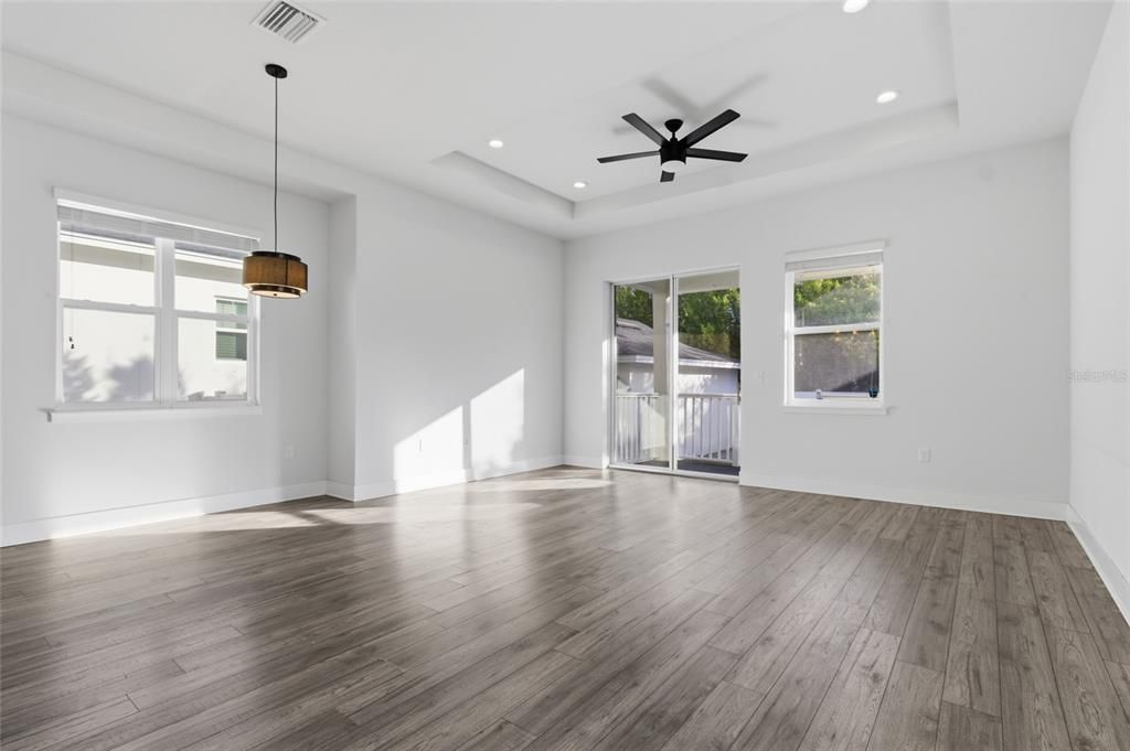 出租: $2,800 (3 贝兹, 2 浴室, 1946 平方英尺)