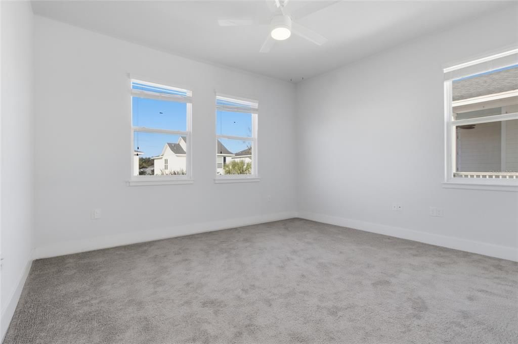 出租: $2,800 (3 贝兹, 2 浴室, 1946 平方英尺)