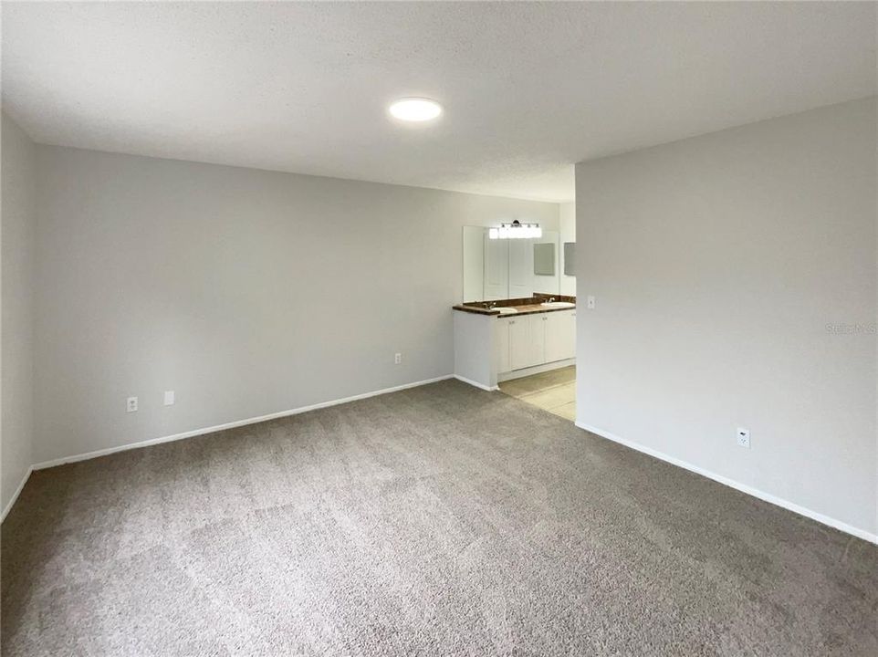 На продажу: $300,000 (3 спален, 2 ванн, 1399 Квадратных фут)