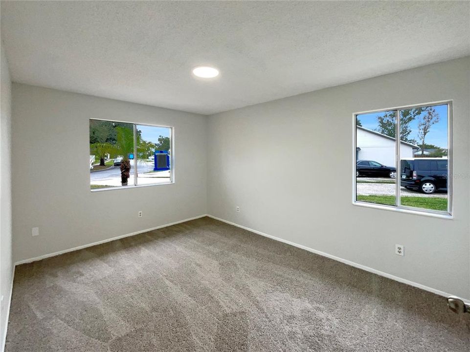 На продажу: $300,000 (3 спален, 2 ванн, 1399 Квадратных фут)