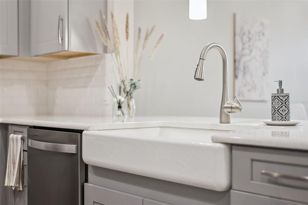 待售: $450,000 (2 贝兹, 2 浴室, 1486 平方英尺)