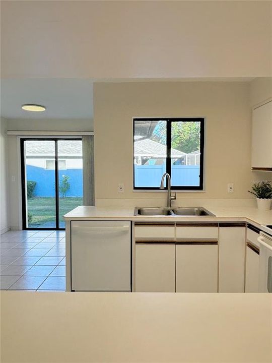 For Sale: $319,900 (3 beds, 2 baths, 1507 Square Feet)