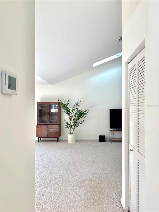 For Sale: $319,900 (3 beds, 2 baths, 1507 Square Feet)