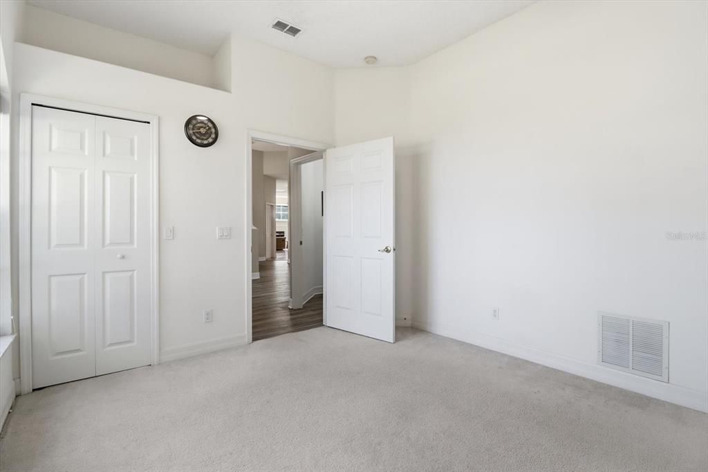 For Sale: $425,000 (4 beds, 2 baths, 2911 Square Feet)