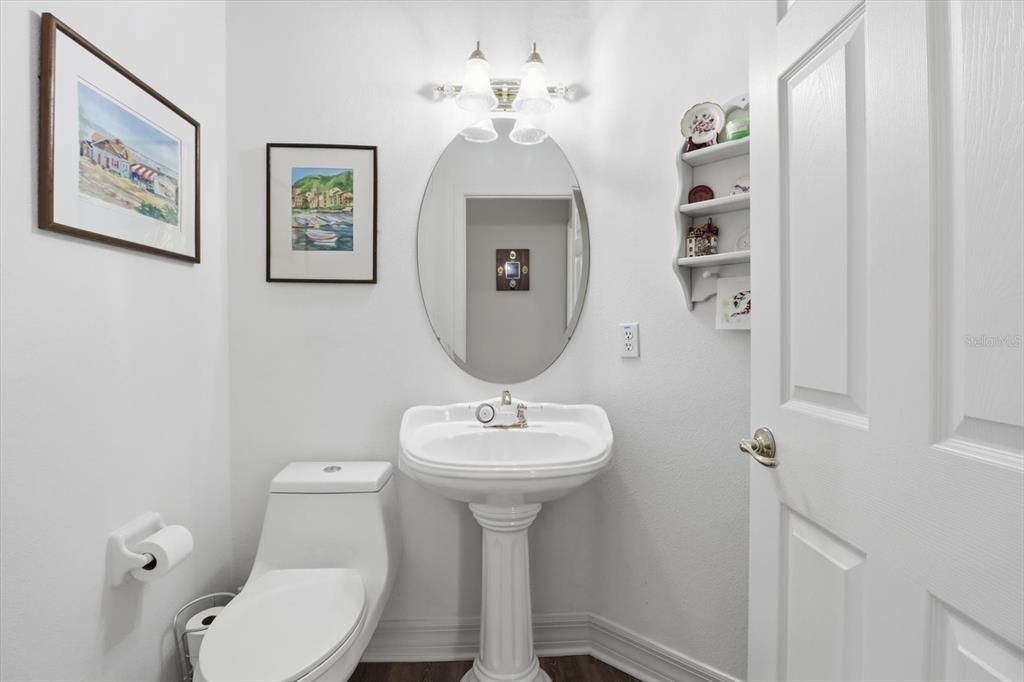 For Sale: $425,000 (4 beds, 2 baths, 2911 Square Feet)