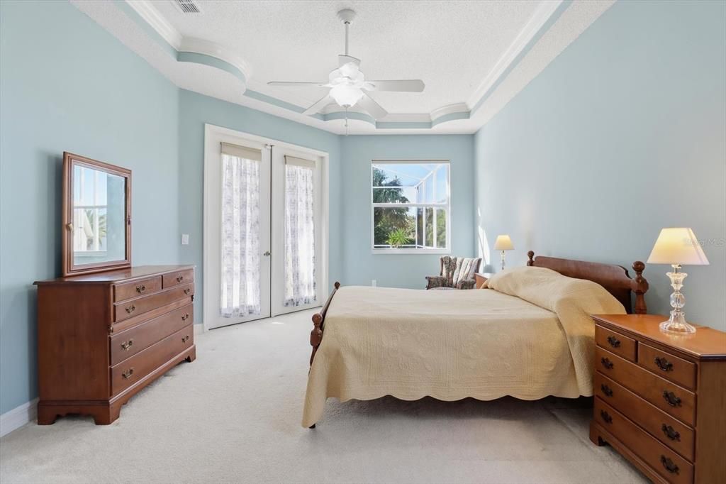 For Sale: $425,000 (4 beds, 2 baths, 2911 Square Feet)