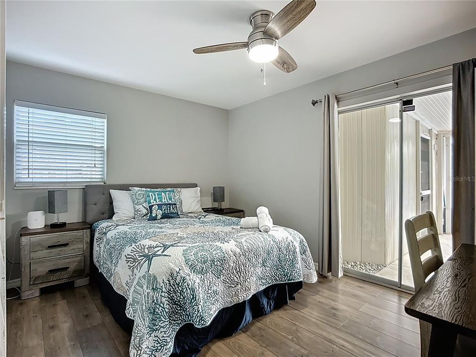 En Venta: $449,000 (4 camas, 2 baños, 1650 Pies cuadrados)