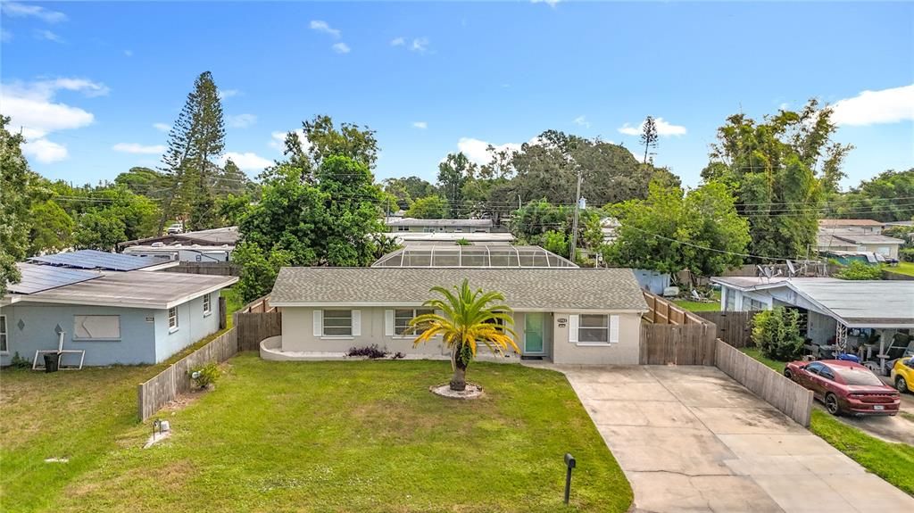 En Venta: $449,000 (4 camas, 2 baños, 1650 Pies cuadrados)