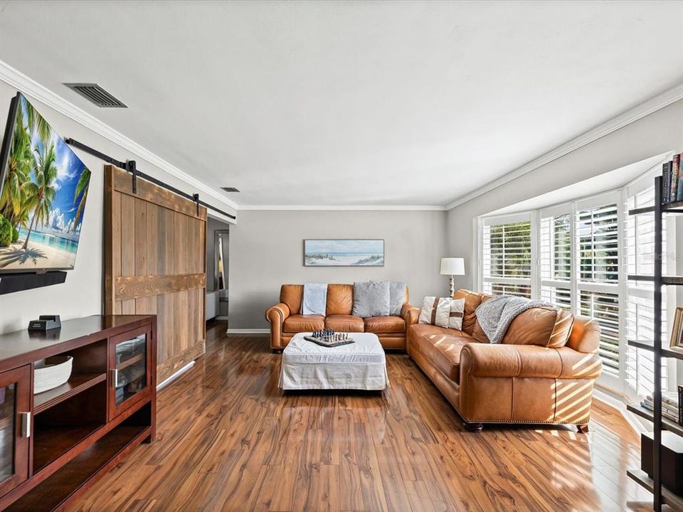 На продажу: $825,000 (3 спален, 2 ванн, 2094 Квадратных фут)